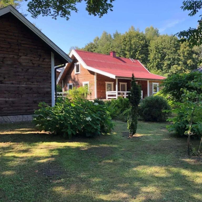 privati sodyba Žemaitijos miškuose